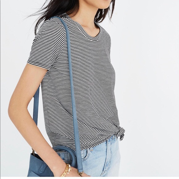 Madewell knot front tee in Stripe - Picture 3 of 5